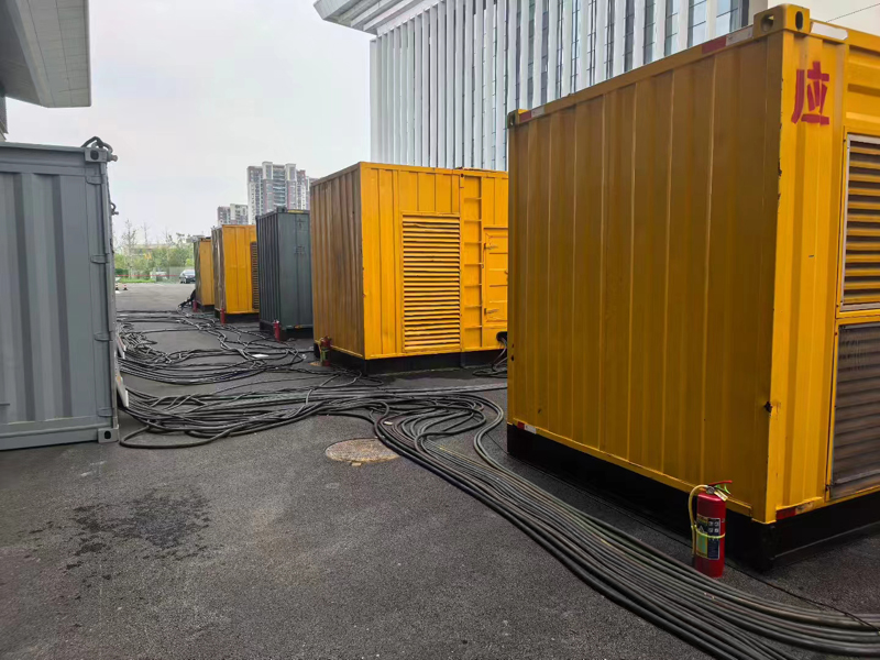 南头镇不同季节柴油发电机组保养有哪些注意事项?